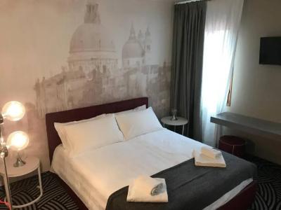 Cannaregio 2357 - 8