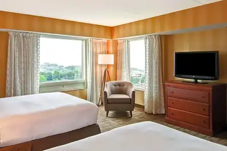 DoubleTree Fallsview Resort & Spa by Hilton Niagara Falls - 54