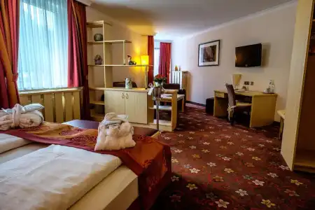 Walpurgishof - 25