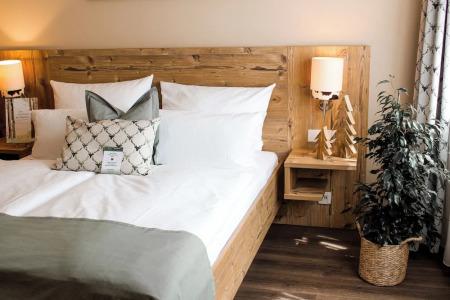 & Restaurant Zum Reussenstein - 34