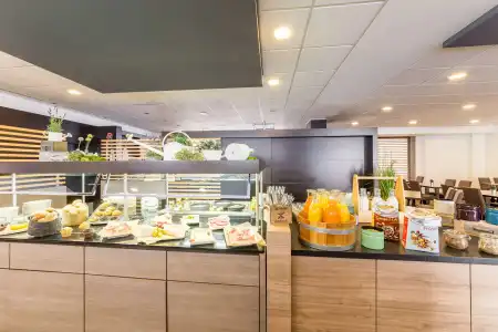 Park Inn by Radisson Goettingen - 8