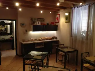 Vicolo 22 - 15