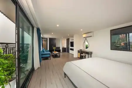 Sq Hang Gai & Spa - 159