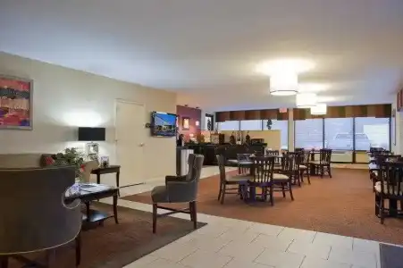 Quality Inn - 17