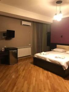 Tiflis Hills - 22