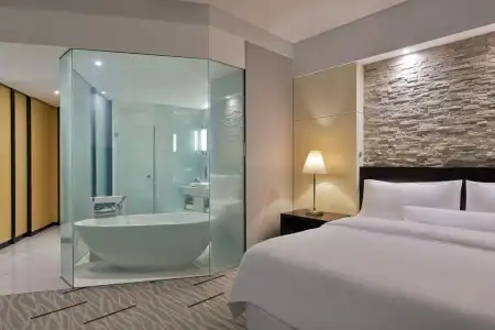 The Westin City Centre Bahrain - 39