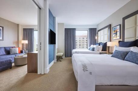 The Waterfront Beach Resort, A Hilton - 251