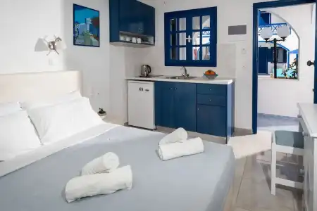 Roula Villa Studios & Apartments - 200