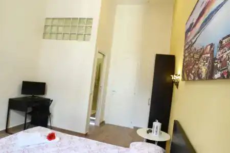 Vic' Street B&B - 10