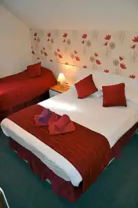 Abbey Lodge - 26