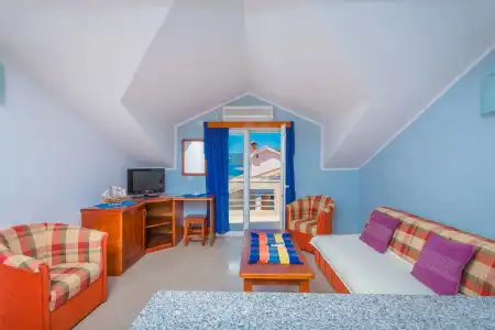 Rosic Tivat Apart-Hotel - 4