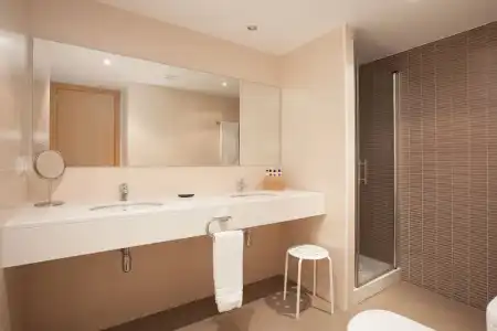 Tarter Mountain Suites - 159