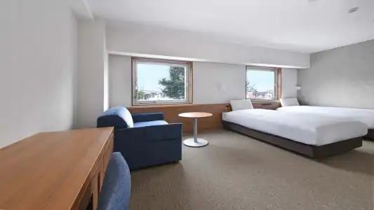 Jr Inn - 24