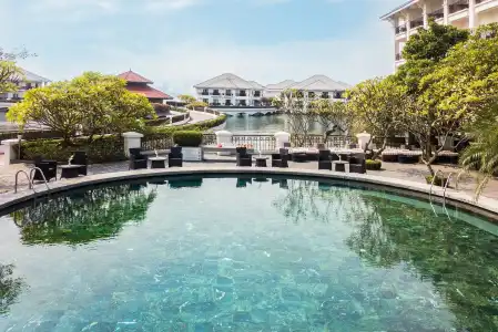 InterContinental Hanoi Westlake by IHG - 11