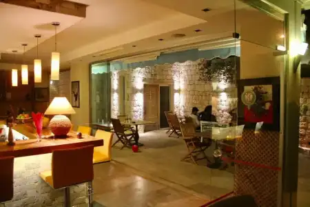 Saylam Suites - 44