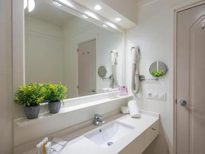 Ons Oceanfront - Adults Only - 72