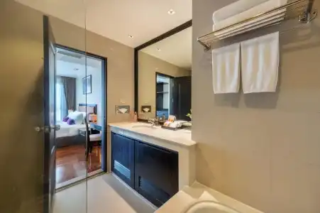 Bandara Silom Suites - 162
