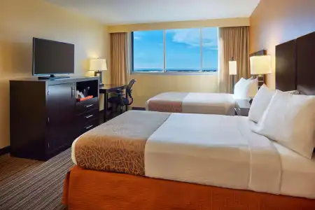 Best Western The Plaza Honolulu Airport - Free Breakfast - 2