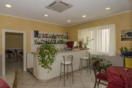 Villa Costanza Boutique - 5