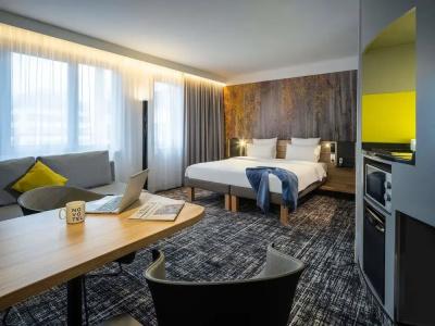 Novotel Suites Wien City Donau - 33