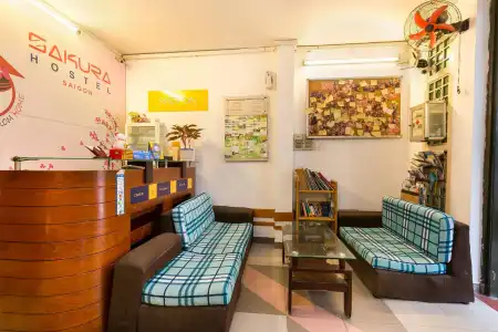 Sakura Hostel Saigon - 8
