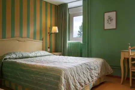 Logis Hôtel Beauséjour Colmar - 9