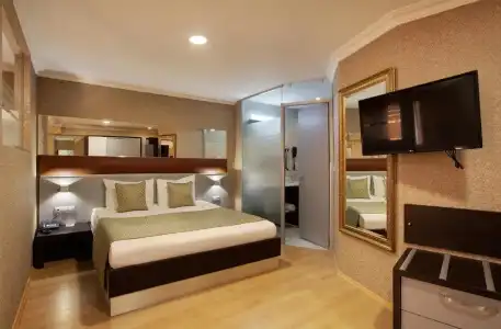 Gallery Residence & - 120