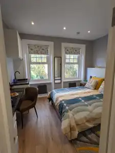 Charlotte Guest House - 43