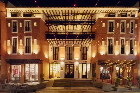 Roadhouse, Thamel, Kathmandu- Contemporary Boutique - 34