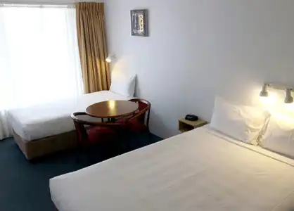 Port Aloha Motel - 5