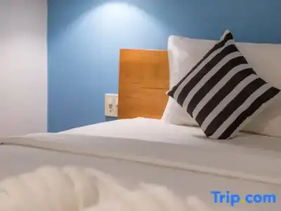 Tiya House Rooms & Cafe - 92