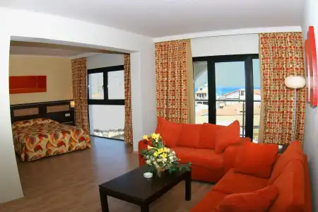 Livadhiotis City - 2