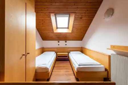 Residence Contrin - 57