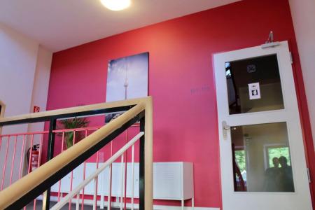 Holi City Apart Berlin - 14