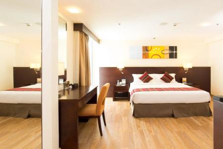 Lohas Residences Sukhumvit - 4