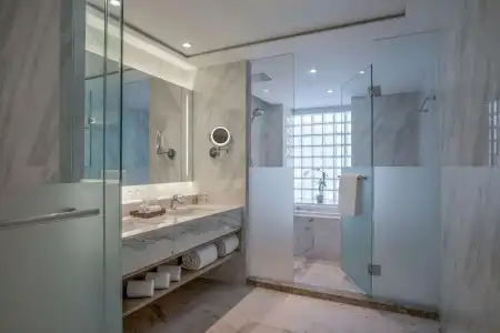 Hilton Hua Hin Resort & Spa - 11