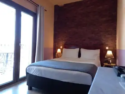 Mythos Guesthouse - 30