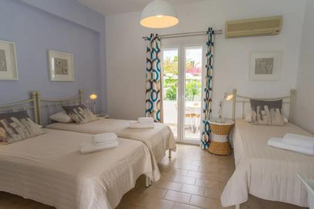 Cyclades Studios - 208