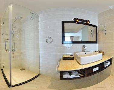 The Sailing Bay Beach Resort - 8