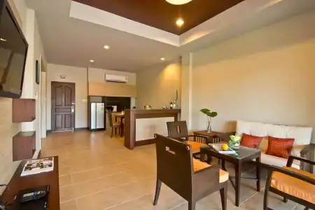 Rose Bay Resort - 47