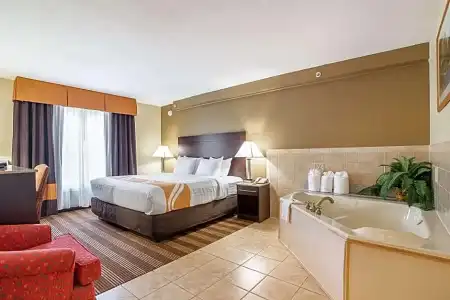 Quality Inn North Conway - 58