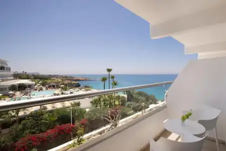 Grecian Sands - 128