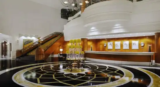 Connaught Palace, - 1