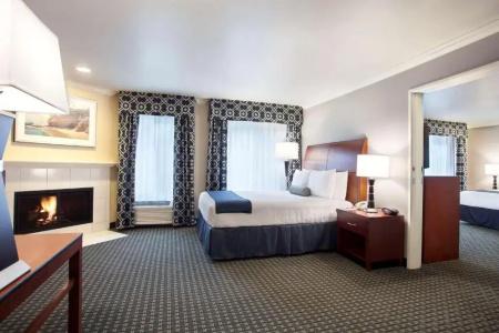 Best Western Plus Marina Shores - 58