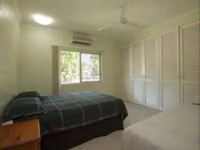 Seascape Holidays - 53 Reef Street - 3