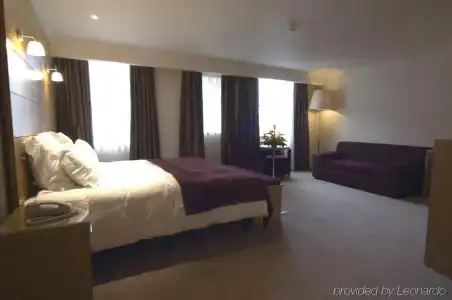 The Park City Grand Plaza Kensington - 35