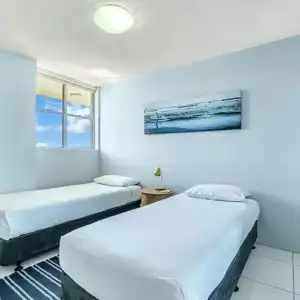 Tradewinds Apartments - 115