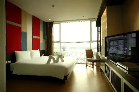 The Sunreno - 184