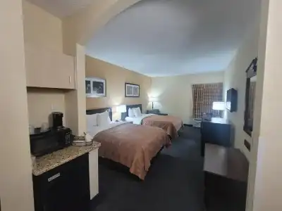 Quality Inn & Suites Irving DFW Airport South - 27