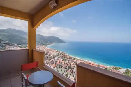 Avalon Sikanì - 44